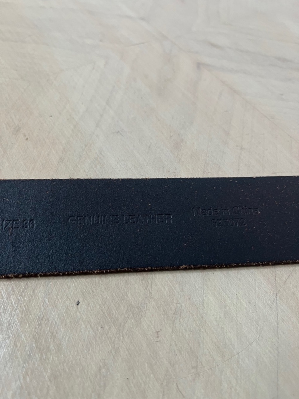 Banana Republic Men's Classic Brown Leather Belt - Size 36 - Picture 8 of 8